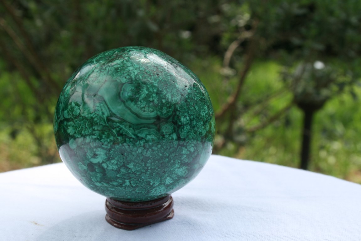 Malachite Spere protection, creativity, confidance, a healed heart  4676